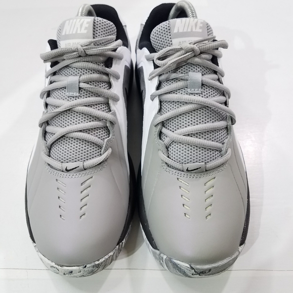 nike men's air mavin low basketball shoe